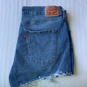 Levi’s shorts; BRAND NEW